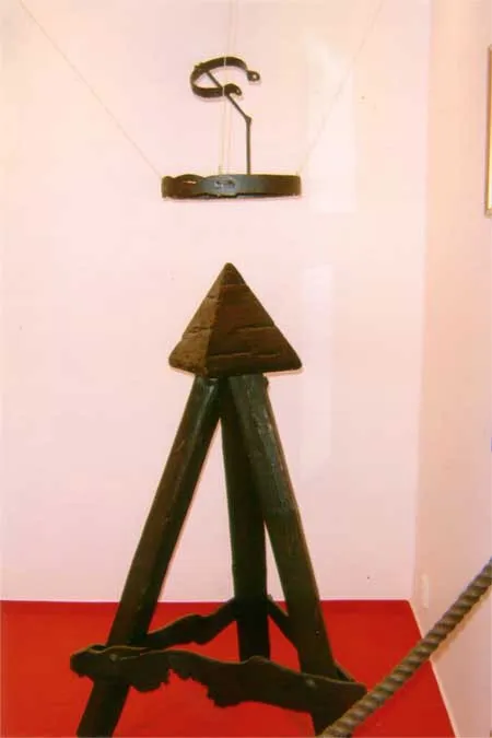 Chiếc ghế Judas
