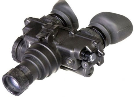 Giải mã bộ trang phục "tàng hình" giá nửa tỉ đồng