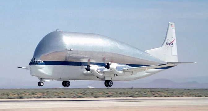 Máy bay vận tải cỡ lớn Super Guppy