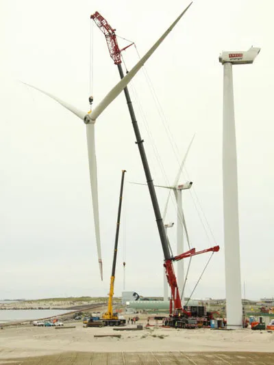 Liebherr LTM 11200 9.1 nâng cánh quạt nặng 50 tấn