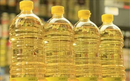 Vài loại dầu thực vật có tác dụng làm giảm mức cholesterol hơn so với các loại dầu khác, tuy nhiên có thể làm tăng nguy cơ tử vong do bệnh tim mạch.