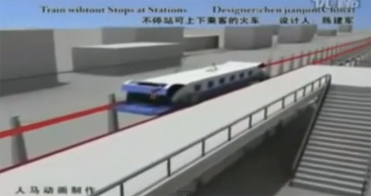 Đoàn tàu độc đáo đón, trả khách không cần dừng