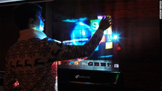 Sau khi chế tạo thành công Displair, Kamani sẽ phát triển các sản phẩm màn hình đa-giác-quan