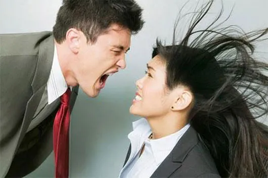 Căng thẳng trong công việc hay cuộc sống cũng có thể khiến bạn bị đầy bụng, khó tiêu
