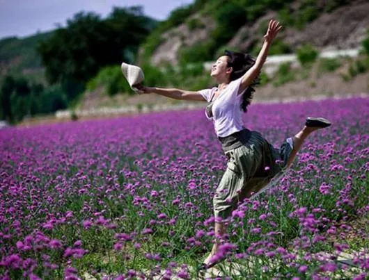 Mùi hoa oải hương hoặc vani có thể giúp đánh thức giác quan