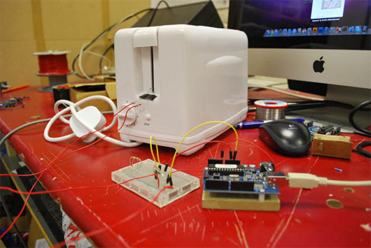 Máy nướng bánh mỳ cũng có cảm xúc?