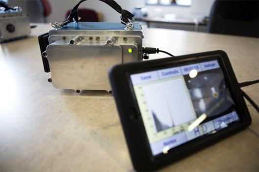 Toàn bộ hệ thống nhỏ gọn, có thể mang xách dễ dàng