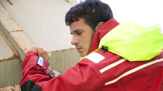 Áo khoác nhận tin nhắn dành cho lực lượng cứu hộ