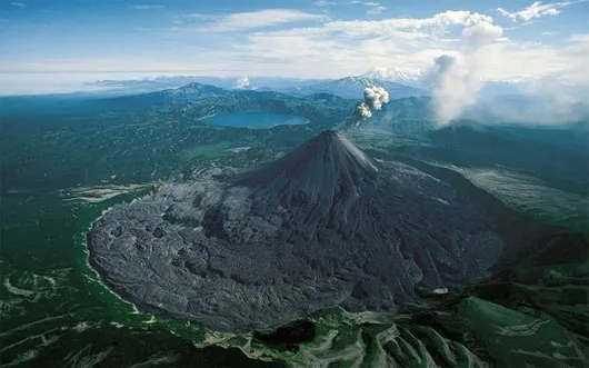 Núi lửa Karymsky, Kamchatka
