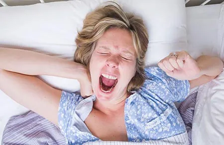 Ngáp giúp con người kiểm soát nhiệt độ của bộ não để tăng cường sự tỉnh táo