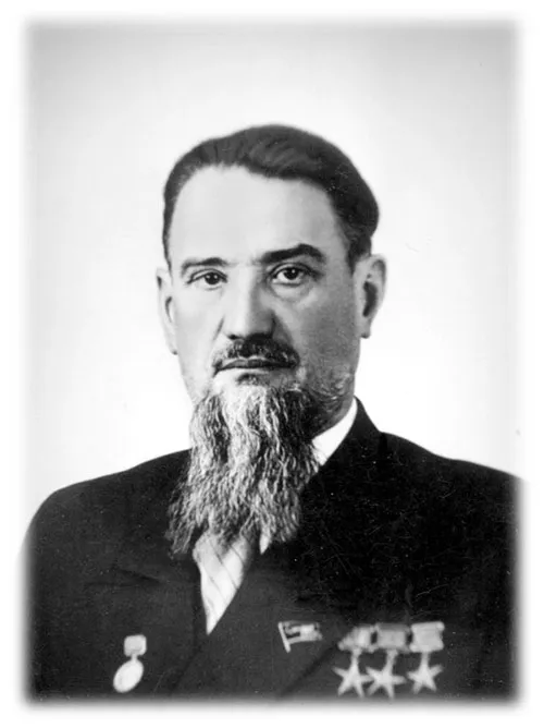 Igor Kurchatov, nhà vật lý có đóng góp to lớn cho sự phát triển bom nguyên tử tại Nga.