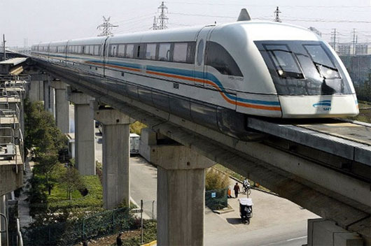 Tàu cao tốc sử dụng công nghệ Maglev tại Thượng Hải