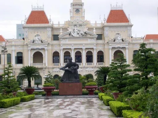 TP.HCM - thành phố rực rỡ sắc màu