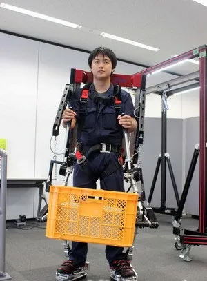 Panasonic ra mắt khung robot có thể trợ lực cho con người