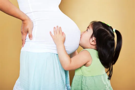 Phụ nữ đẻ dày dễ bị sinh non