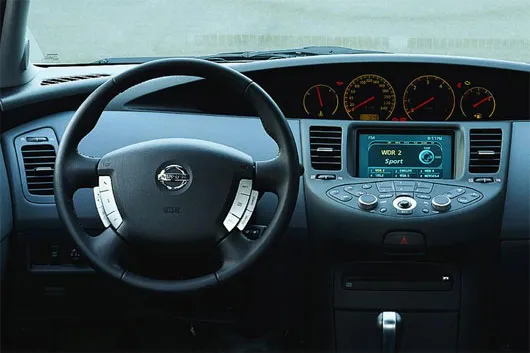 Trên Nissan Primera 2002