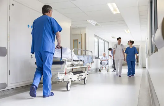 Nhiễm khuẩn bệnh viện gây quá tải, giảm chất lượng và uy tín bệnh viện, trở thành gánh nặng chăm sóc y tế.