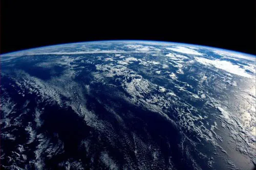 Trên ISS, Wiseman sẽ đóng vai trò là một kỹ sư bay.