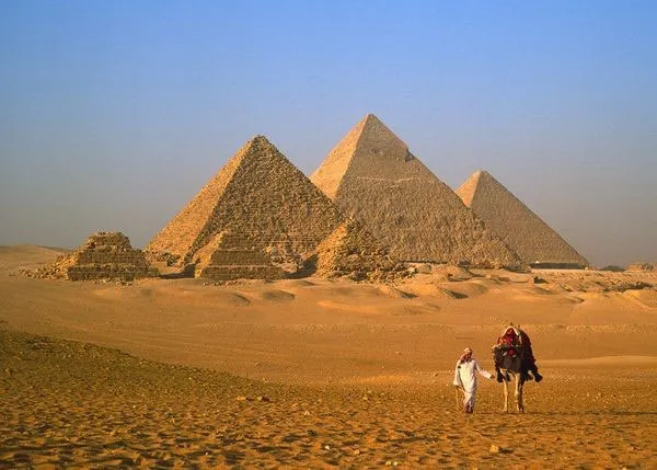 Đại kim tự tháp Giza (Ai Cập)