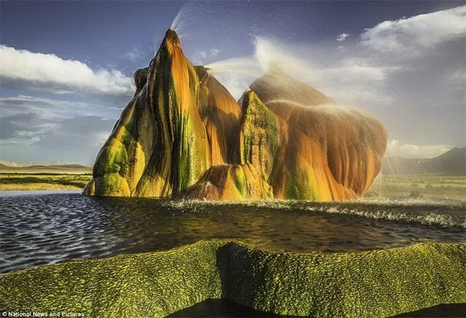 Fly Geyser, hay Fly Ranch Geyser, là một mạch phun nước nóng bán tự nhiên, bán nhân tạo.