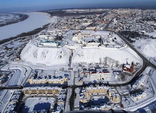 Kremlin Tobolsk là bức ảnh do Dmitry Medvedev chụp một thị trấn nhỏ ở Siberia năm 2009, khi ông đang giữ chức tổng thống Nga