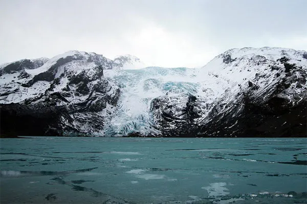 Hình ảnh sông băng gần núi lửa Eyjafjallajökull