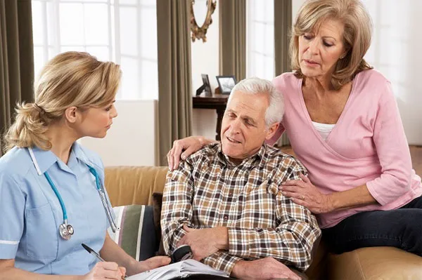 Vì sao phụ nữ mắc bệnh Alzheimer nhiều hơn nam giới?