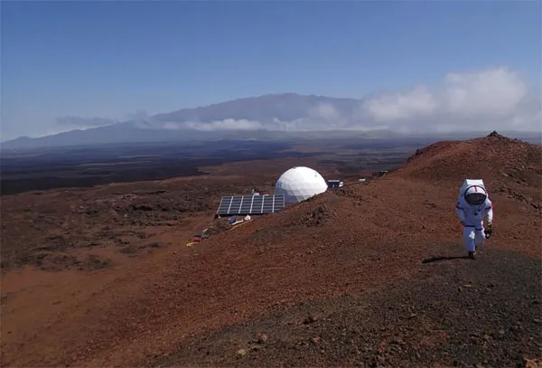 Kate Greene đã tham gia dự án Hi-Seas mô phỏng sứ mệnh lên sao Hỏa của NASA năm 2013.