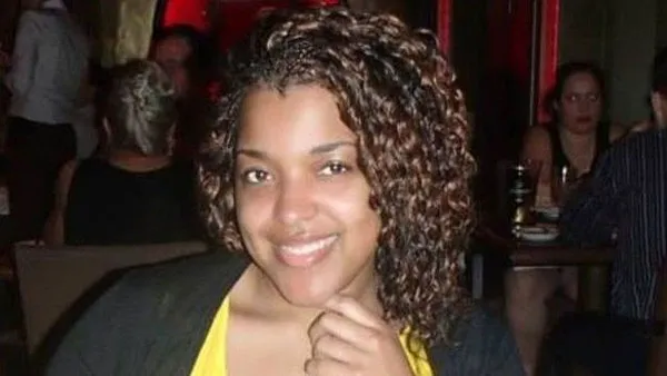 Nữ y tá Amber Vinson