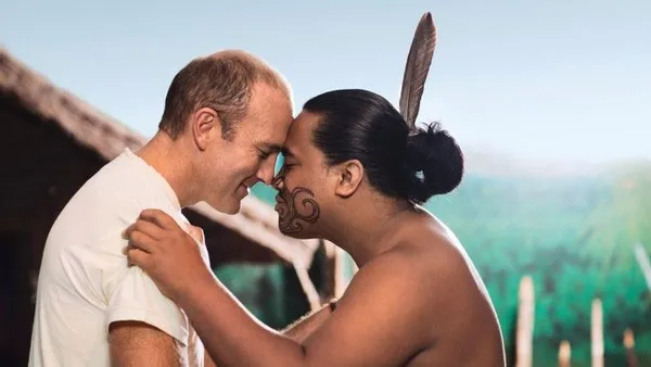 Một tập tục thân thiện của người dân bản địa Maori.