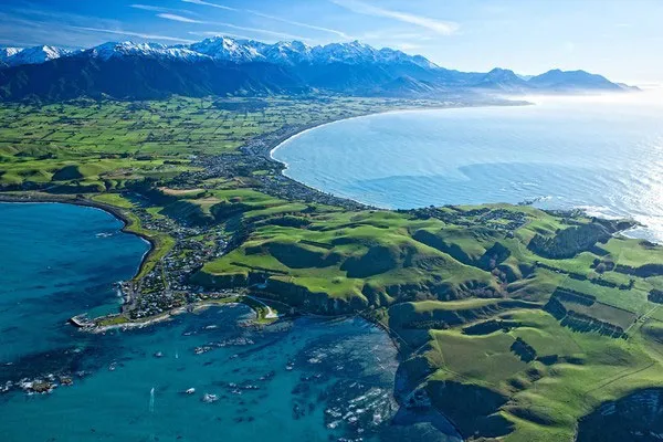 Bán đảo Kaikoura, New Zealand nhìn từ trên cao.
