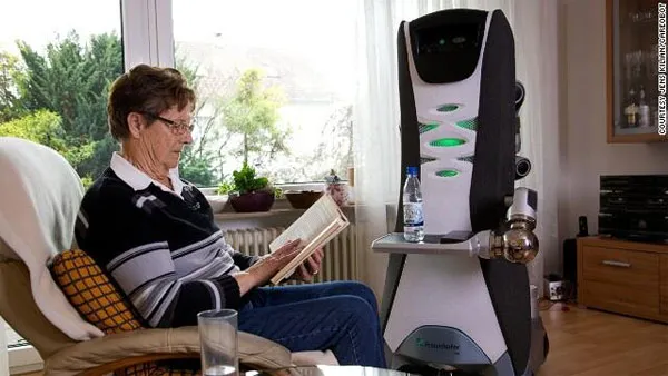 Care-o-bot 3 phục vụ nhu cầu sinh hoạt của người già