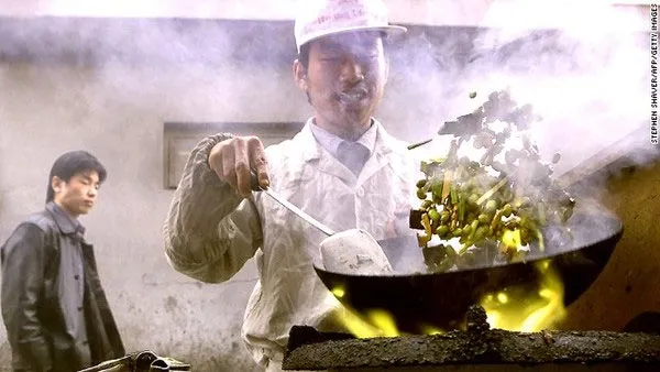 Trung Quốc = mùi dầu mỡ, gia vị