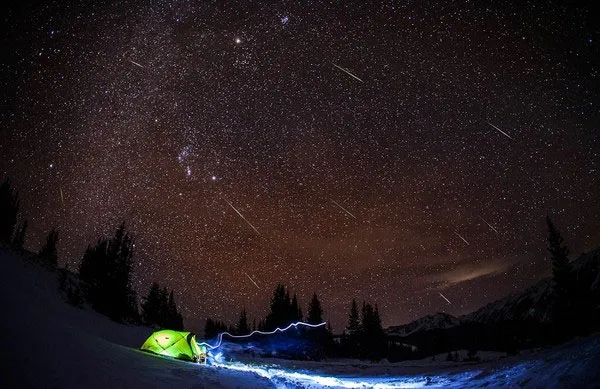 Mưa sao băng Geminids rất sáng
