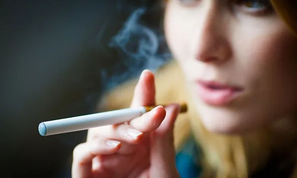 Thuốc lá điện tử đặc biệt có hại cho bà bầu và trẻ em