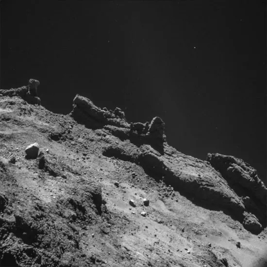 Hình ảnh bề mặt sao chổi 67P/Churyumov-Gerasimenko