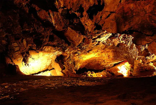 Hang động Tabun