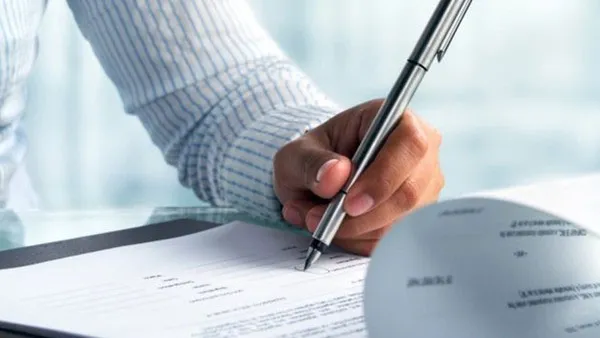 Người thuận tay trái không phải là những người kì dị