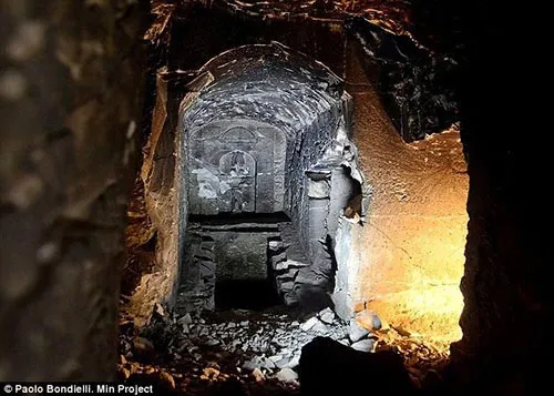 Lăng mộ thần Orisis được phát hiện tại nghĩa địa Al-Gorna, bờ tây sông Nile.