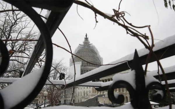 Tuyết phủ trắng tòa nhà quốc hội Mỹ ở Washington