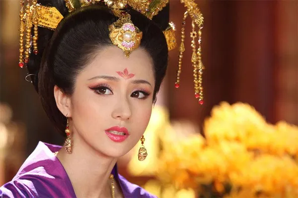 ..Vương hoàng hậu là hai nạn nhân của cuộc chiến chốn cung cấm dưới tay Võ Tắc Thiên.