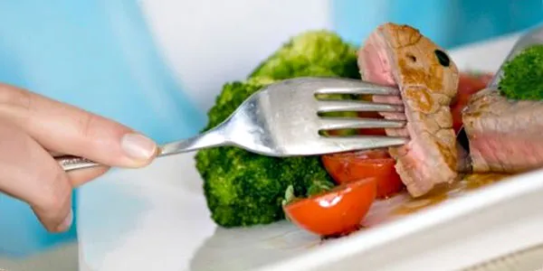 Ăn quá nhiều đạm (protein)