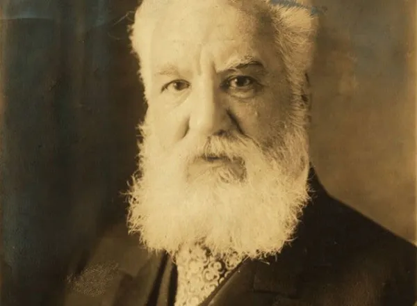 Alexander Graham Bell