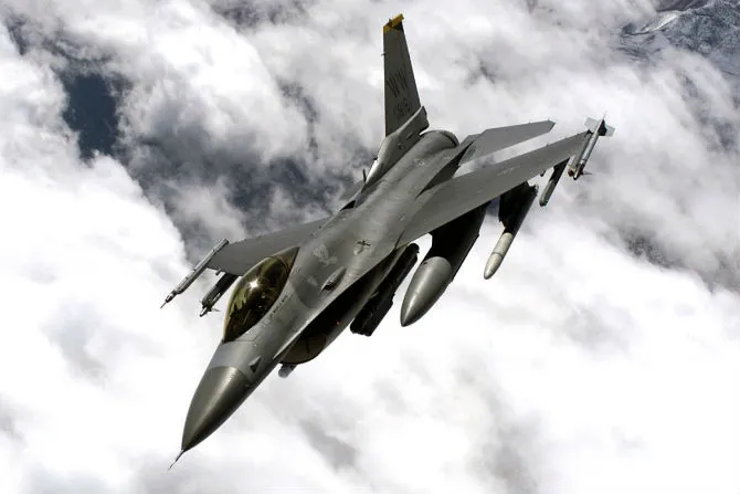 F-16 đã bay trên bầu trời của trên 25 quốc gia trên thế giớ