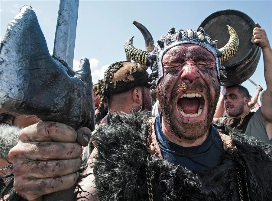 Người Viking luôn đội mũ giáp có sừng