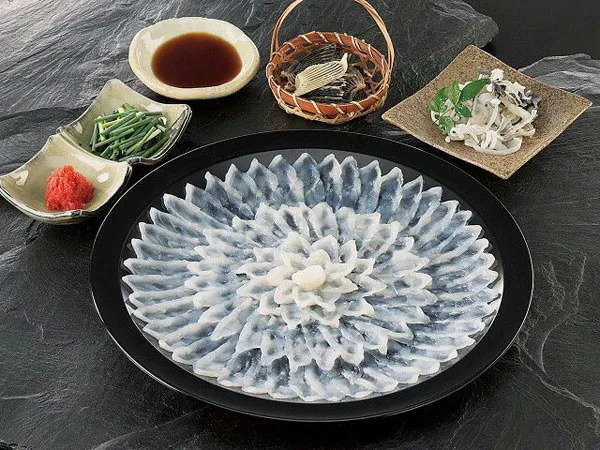Cá nóc chứa độc tố độc hại từ trong nội tạng