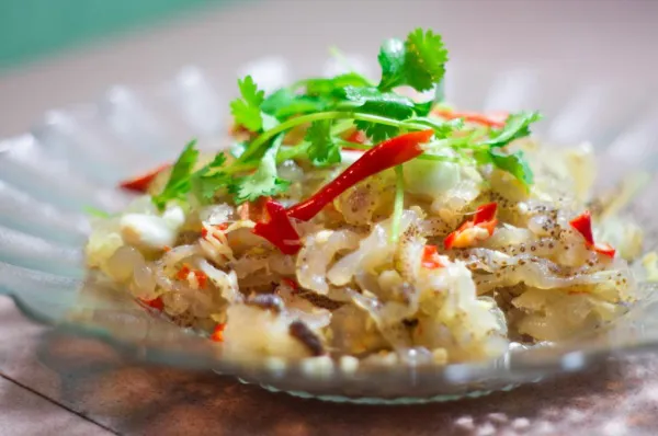 Thời điểm sinh sản của sứa biển, nên chúng thường tích lũy nhiều độc tố có thể gây ngộ độc thực phẩm