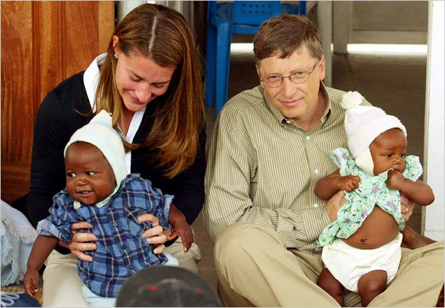 Vợ chồng Bill Gates & những đứa trẻ châu Phi