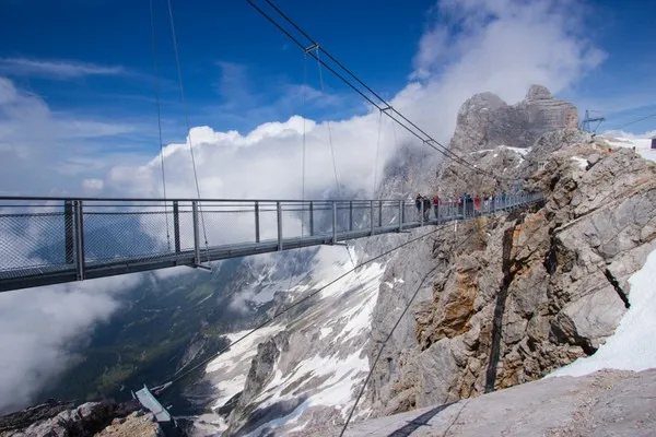 Cầu thang Dachstein ở Áo