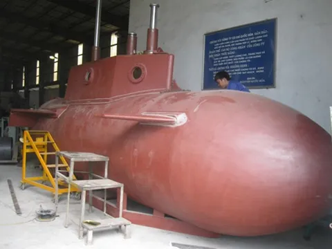 Tàu ngầm của người nông dân Thái Bình làm cả thế giới bất ngờ